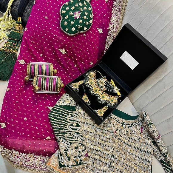 PAKISTANI/INDIAN WEDDING ATTIRE - Picture 2 of 5